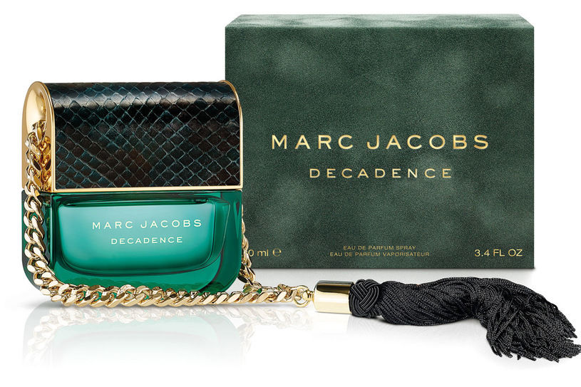 بهترین عطر های زنانه از نظر آقایان
مارک جیکوب دکادنس(marc jacobs decadence) - بهترین عطر زنانه از نطر آقایان